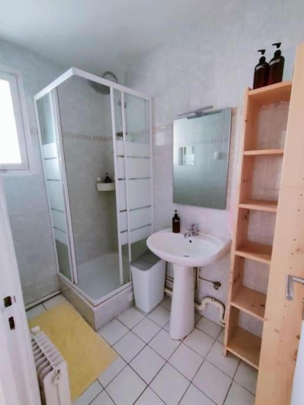 Room & Parking In Shared Appartment With Proprietor L 25 Mins From Paris Gare Du Nord, Cdg Airport & Stade De France Montmagny Exterior foto